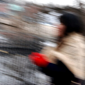 walking... - by alessandro guerrini